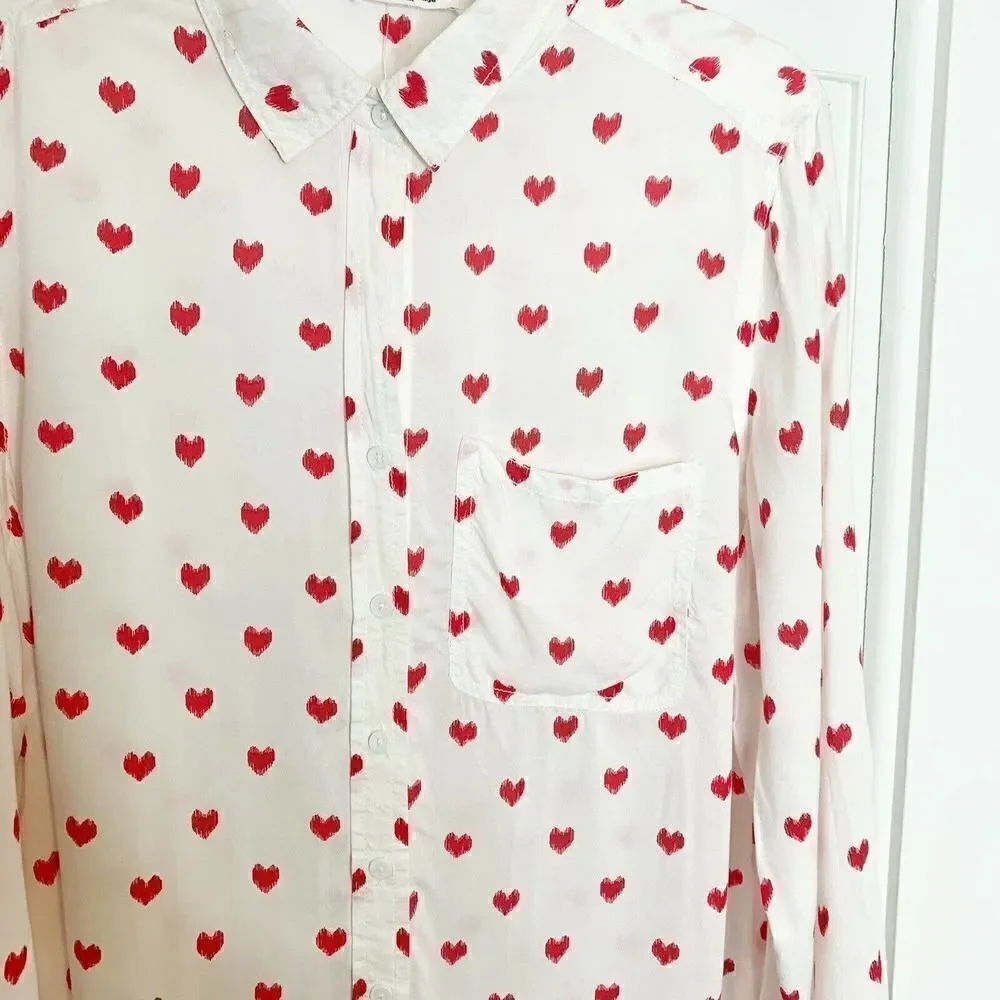 BeachLunchLounge Collection Women’s White Red Heart Button Down Blouse- No Size